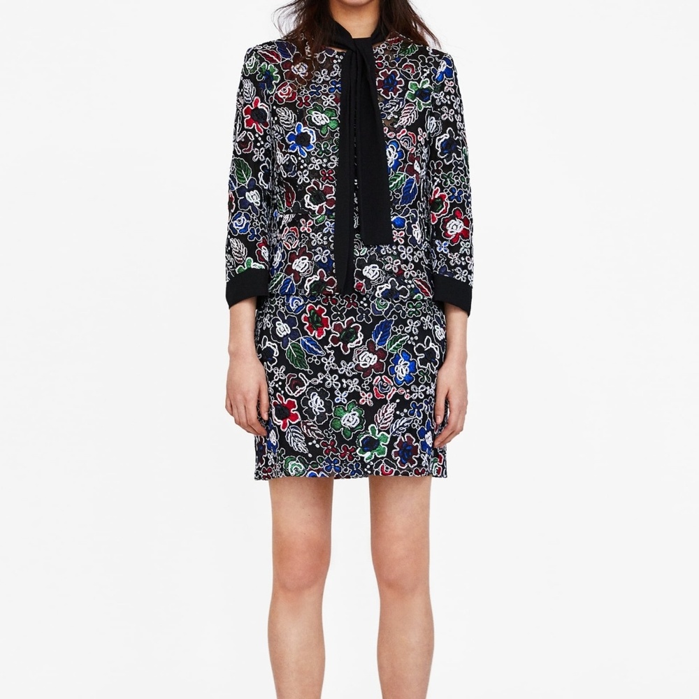 Zara black floral print lace blazer NWT. XS